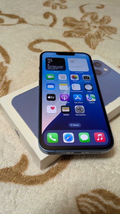 iPhone 13 • 128 GB • Blue