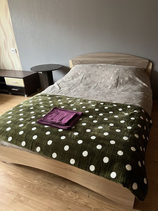 Подобово однокімнатна квартира ВІЛЬНА з 02.12.