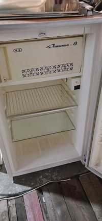 Продам робочий холодильник
