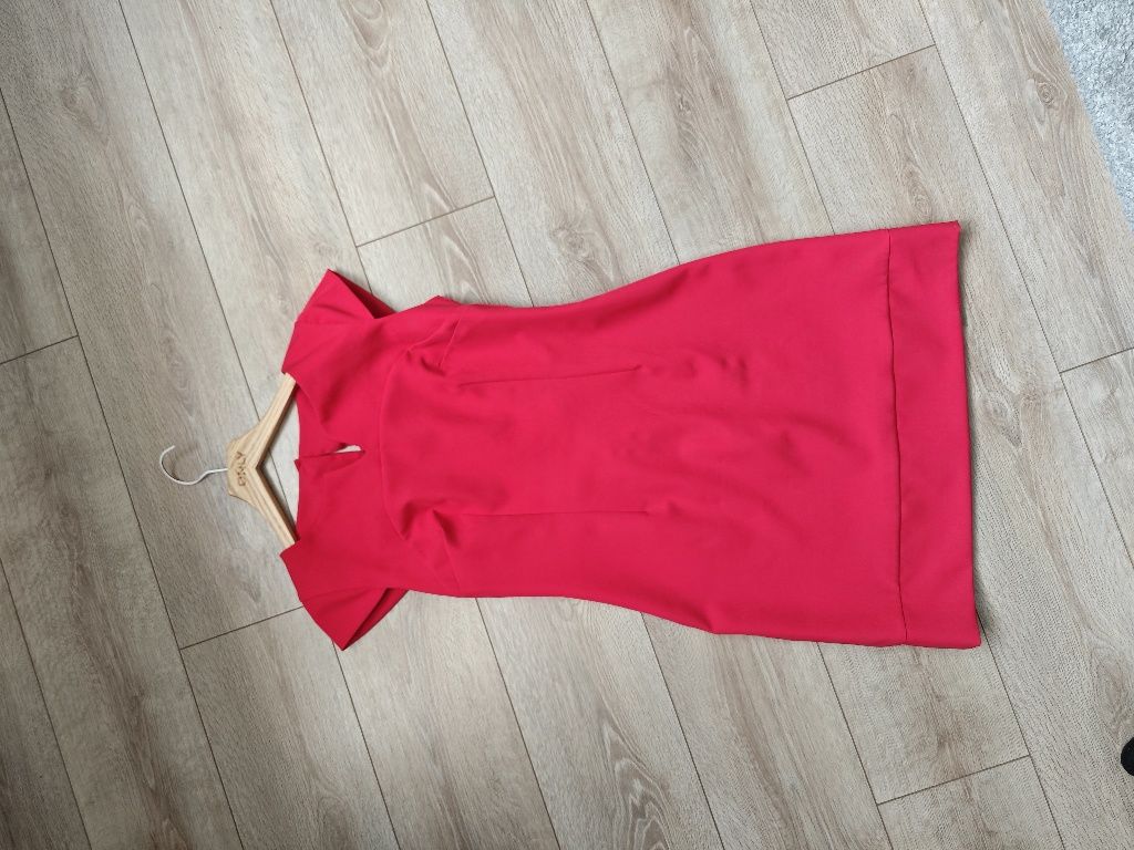 Sukienka malinowa ,czerwona 36r