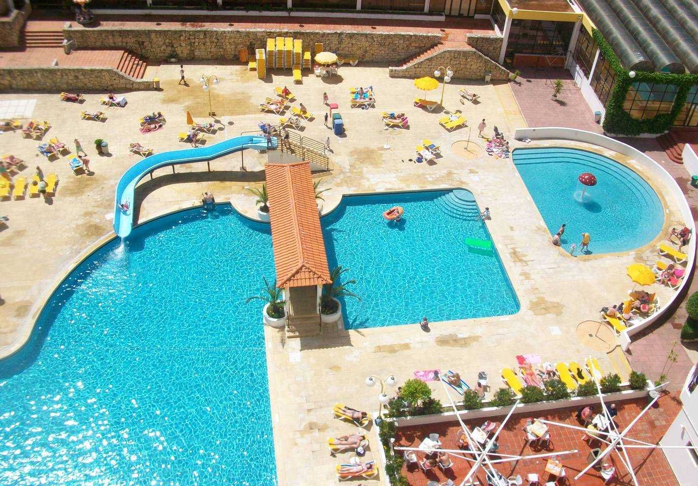 Apartamento com A/C a 200m da Praia da Rocha
