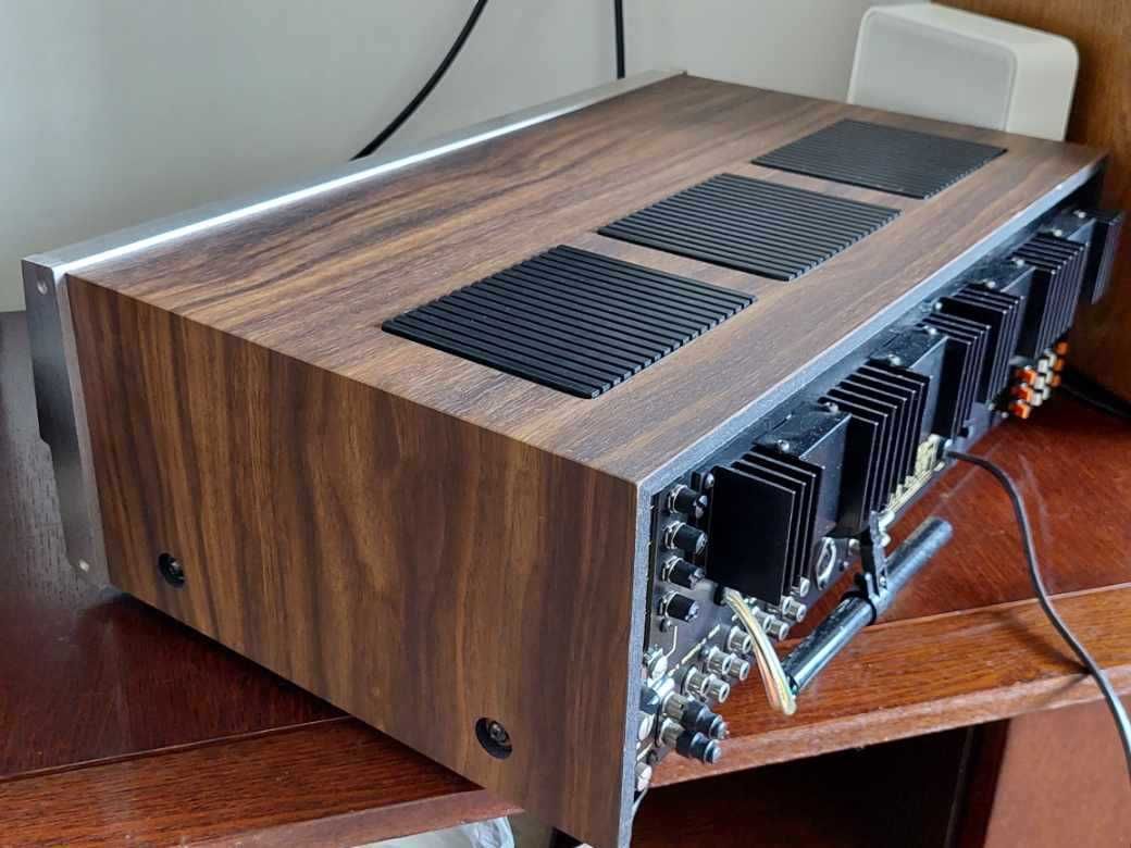Studio Standard by Fisher RS-1056E