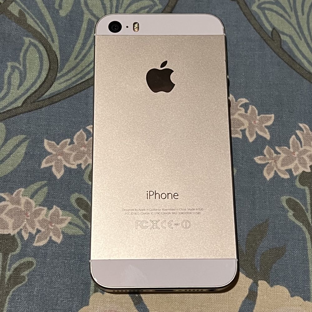 iPhone 5s 32GB dourado em perfeito estado