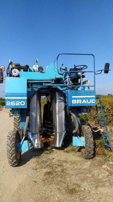 Kombaj do porzeczek aronii braud 2620         2520  posiadam cześci