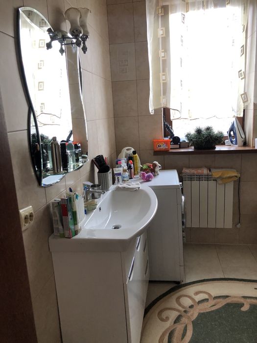 Продаж будинку в Станишівці