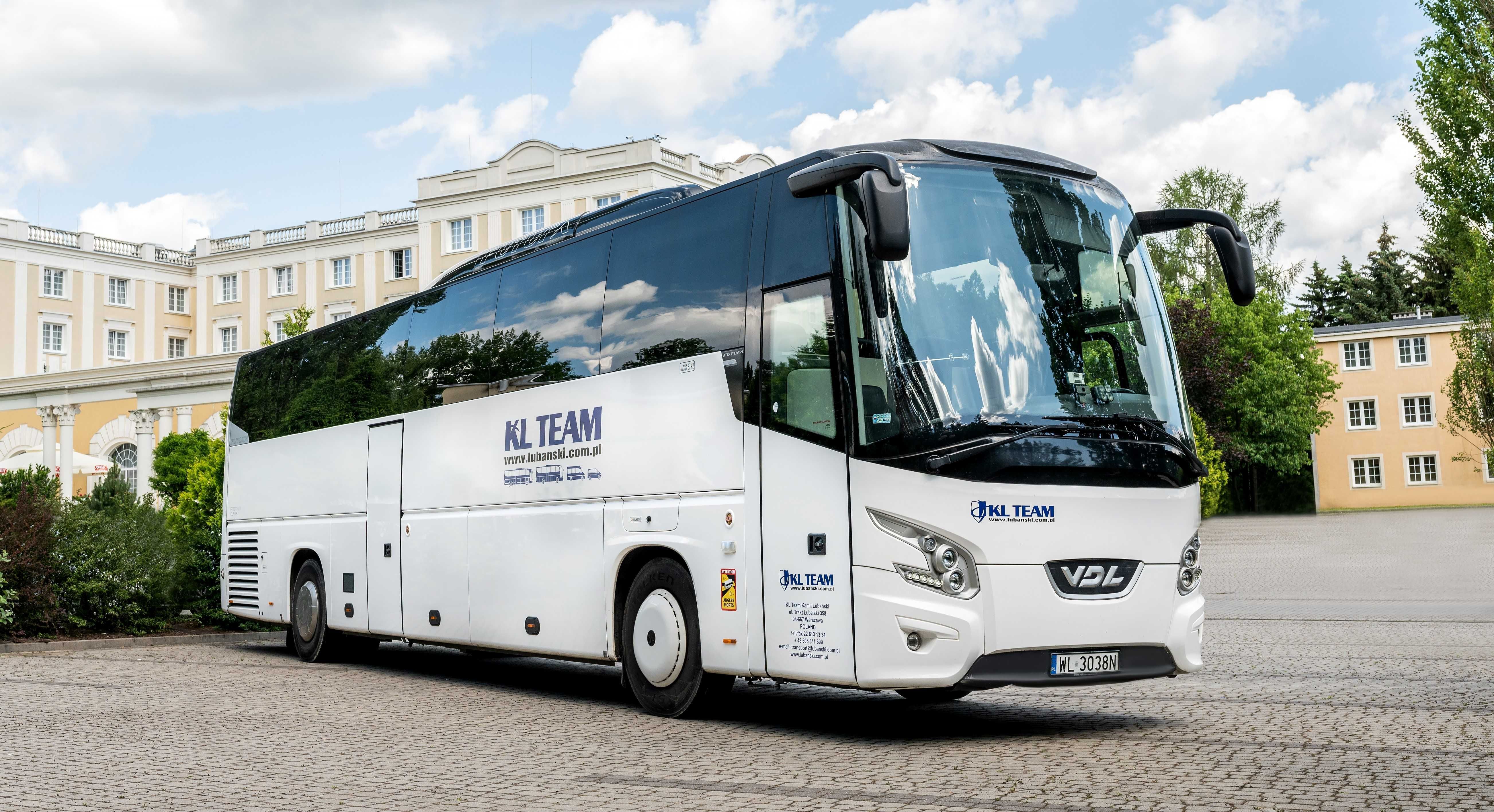 wynajem autokarów, busów Warszawa, cała Polska, Zagranica