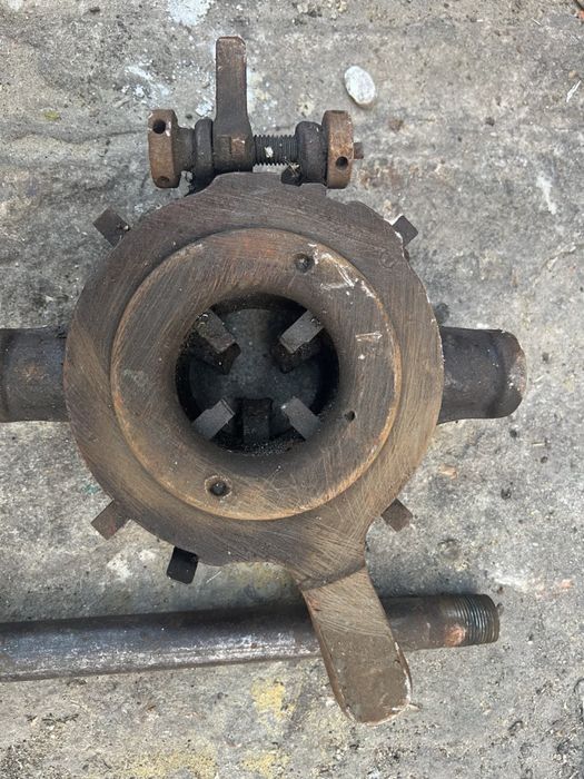 Клуп  для нарізання різьби 14 на люйм