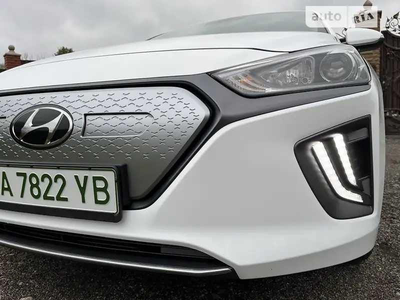 Hyundai Ioniq 2021 Хендай Іонік