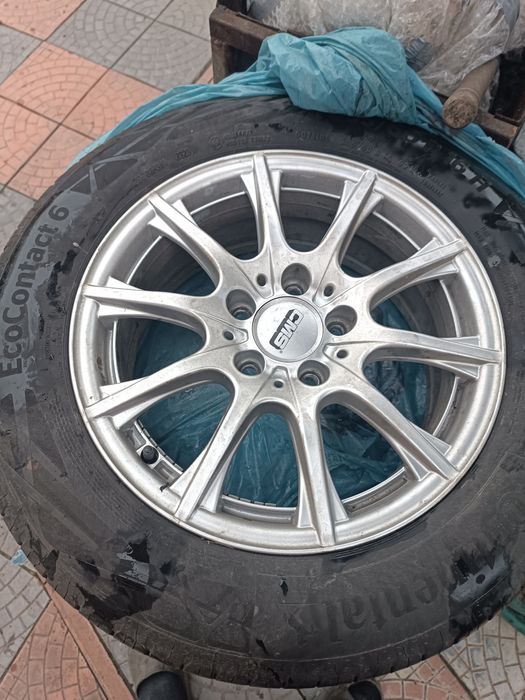 Продам комплект дисків з резиною