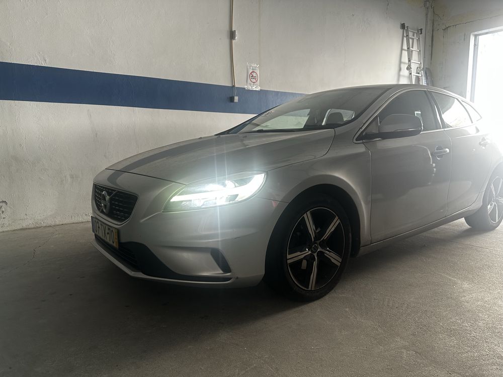 Volvo V40 RDesigne