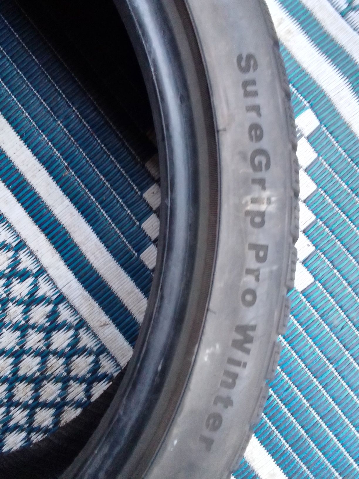 Opona zimowa 205/40r18 GRIPMAX 2020r
