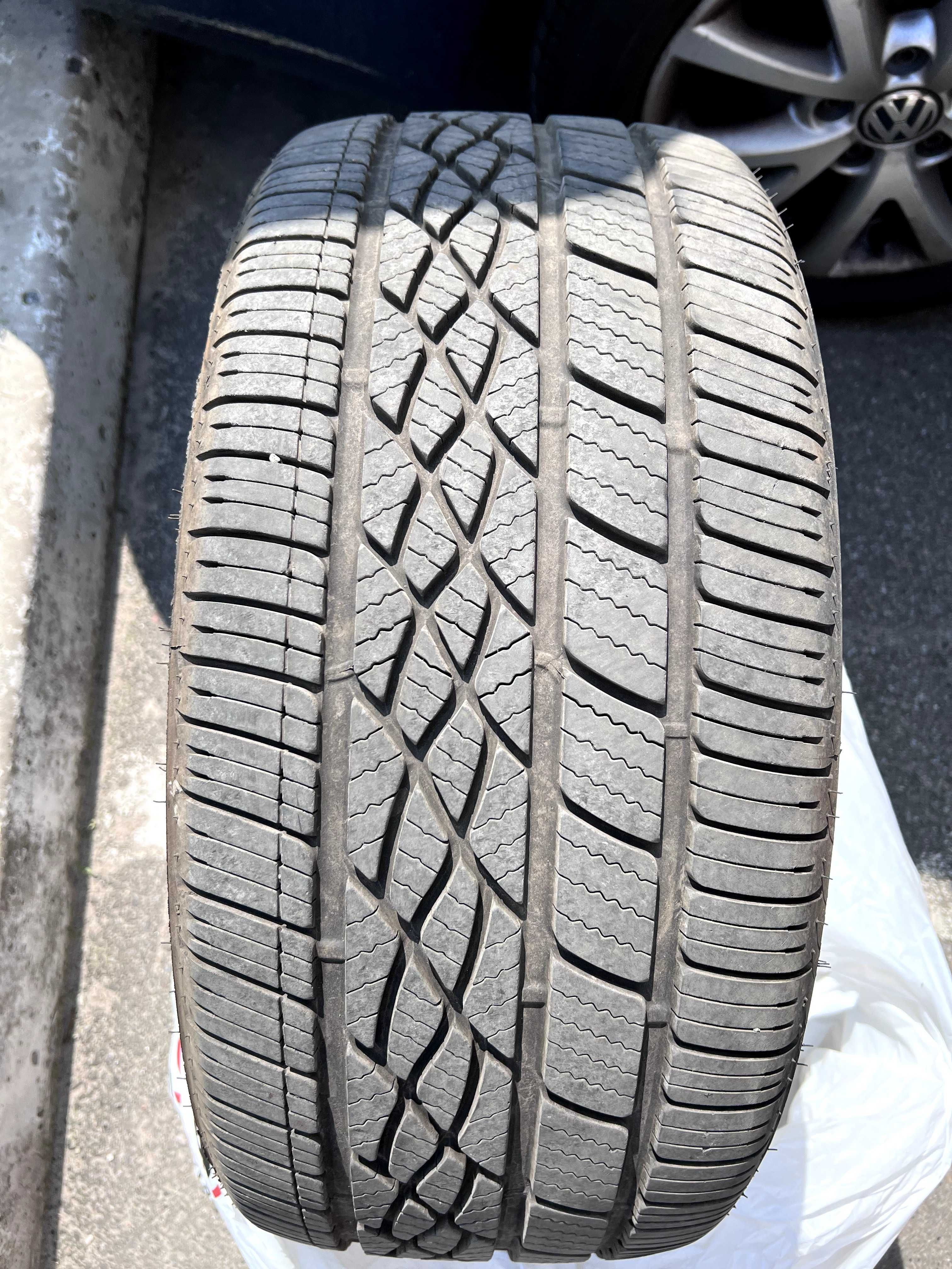 Шини РОЗПАРОВКИ 255/40 R19 Firestone FireHawk (2)/ Sailun Atrezzo (2)