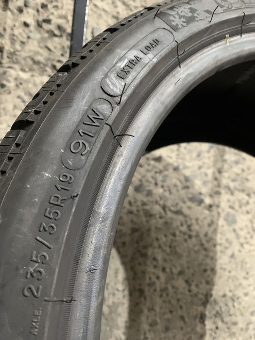 (1шт) як нове 235/35R19 Michelin Pilot Alpin PA4 (8.5мм) зимова шина