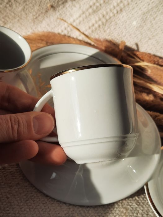 Filiżanki do espresso kawy spodki duety zestaw złote kwiaty porcelana