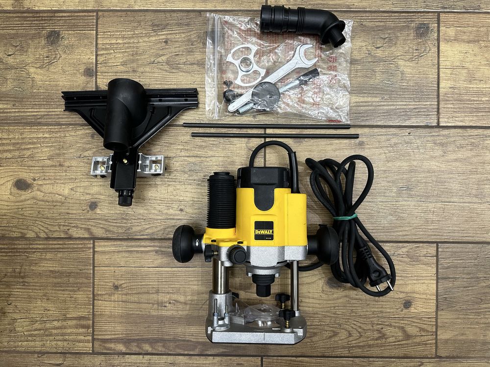 Frezarka górnowrzecionowa DW622 DEWALT 1400W + walizka TSTak (FV 23%)