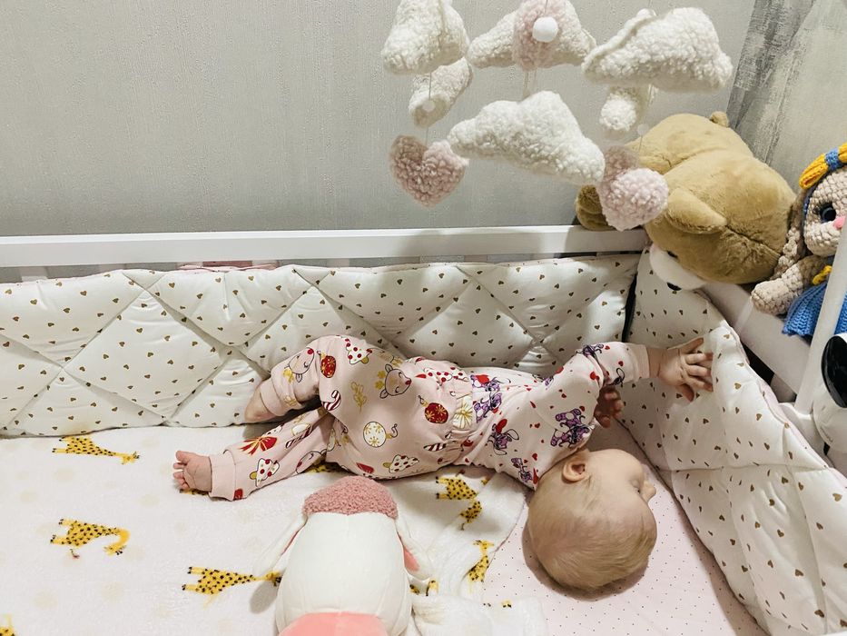 Бортики в ліжечко