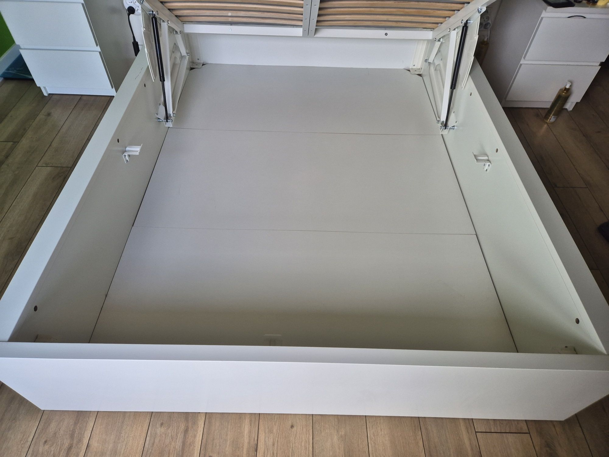 Łóżko z pojemnikiem Ikea Malm 1400x200