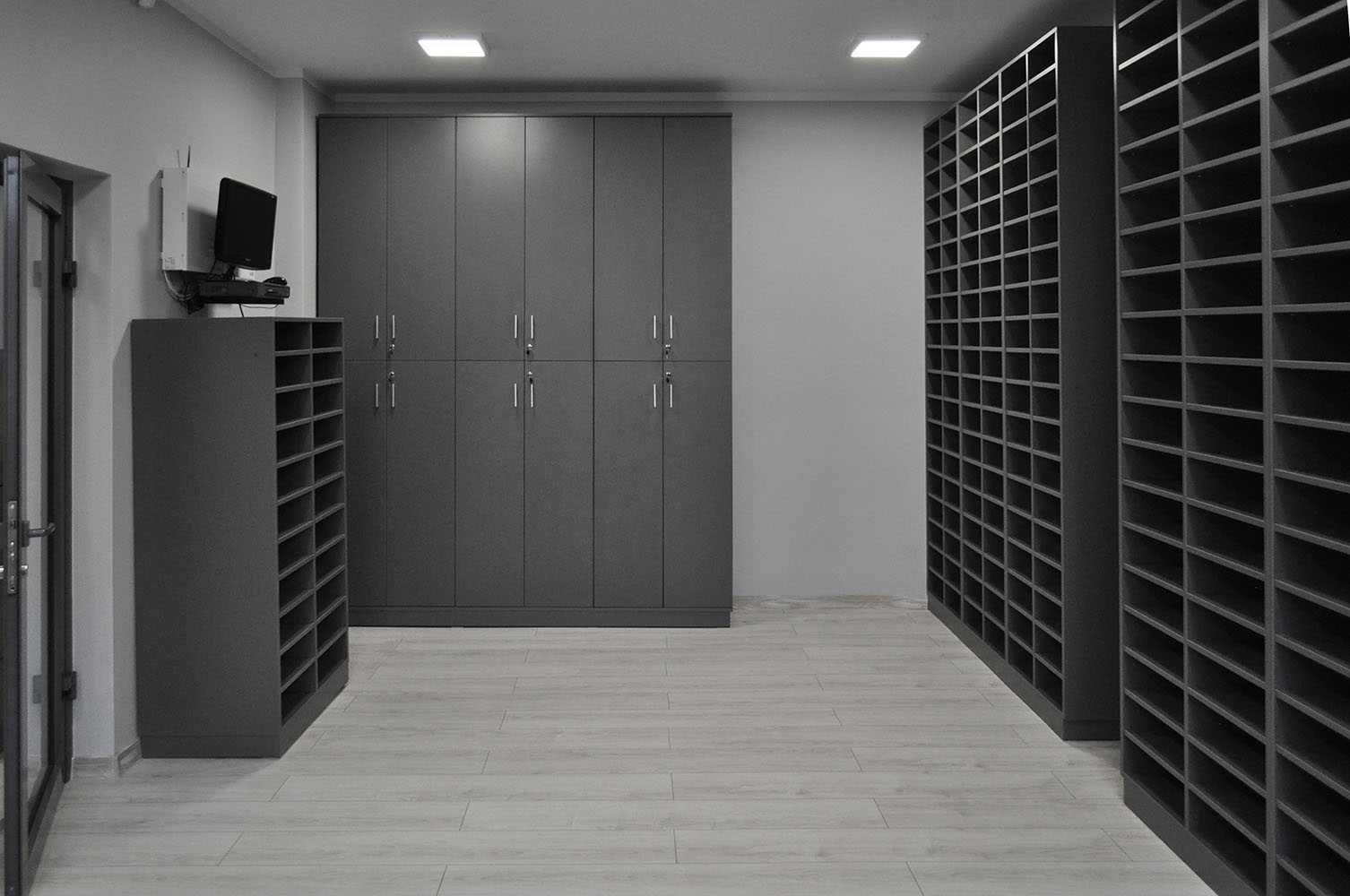 lokal, mieszkanie ŁABEDY 219m2, Biuro, Magazyn, Firma, Apteka.