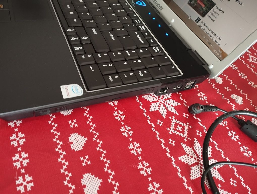 Laptop Medion 96360 ładowarka