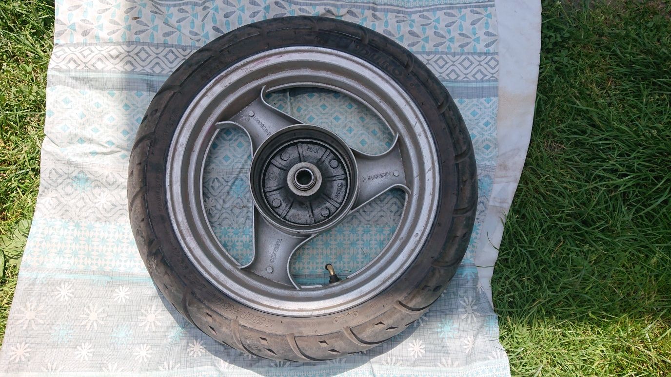 Диск задній з шиною 130/60r13 до скутера.