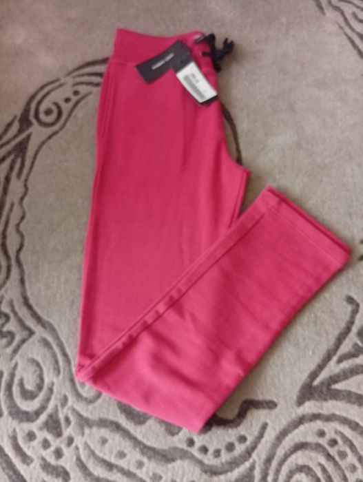 Спортивный костюм D/G. Унисекс.Бренд. 48 размер.