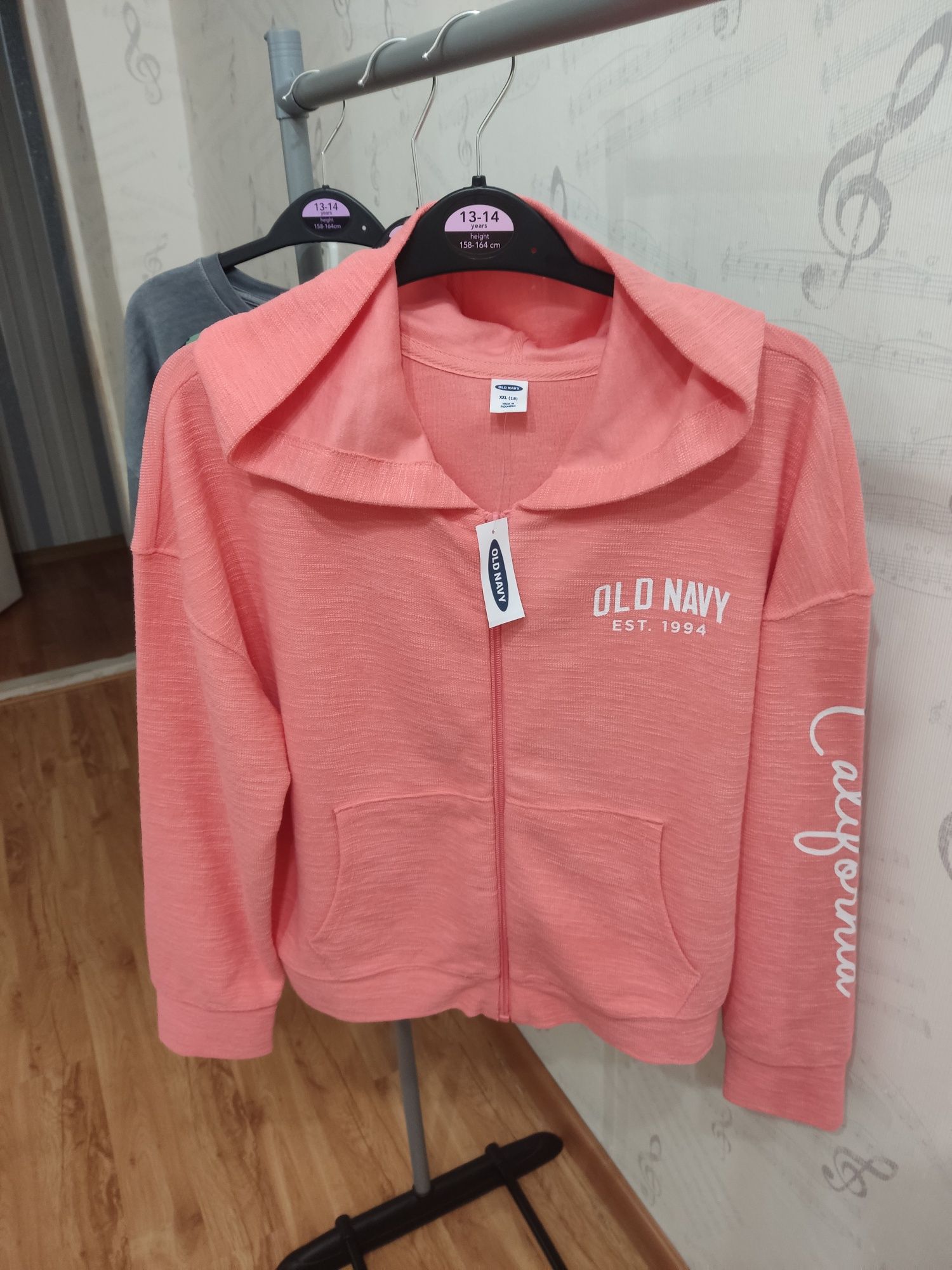 Регланы для девочки фирмы Zara,OLD NAVY