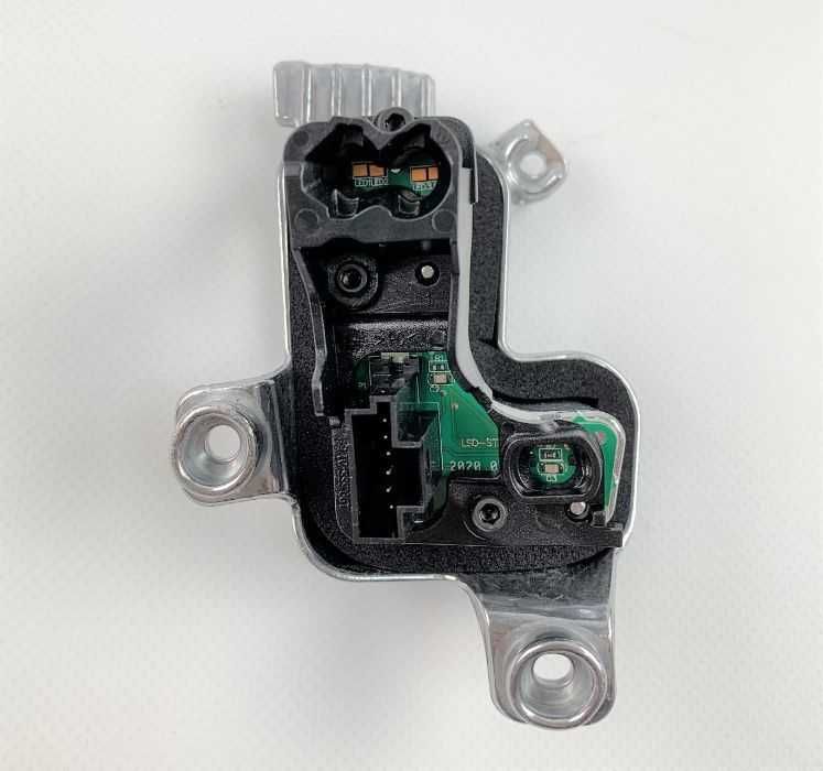 Блоки фар на BMW F30 F10 F15 F20 F16 F48 F25 F06 G30 G11  Led модули