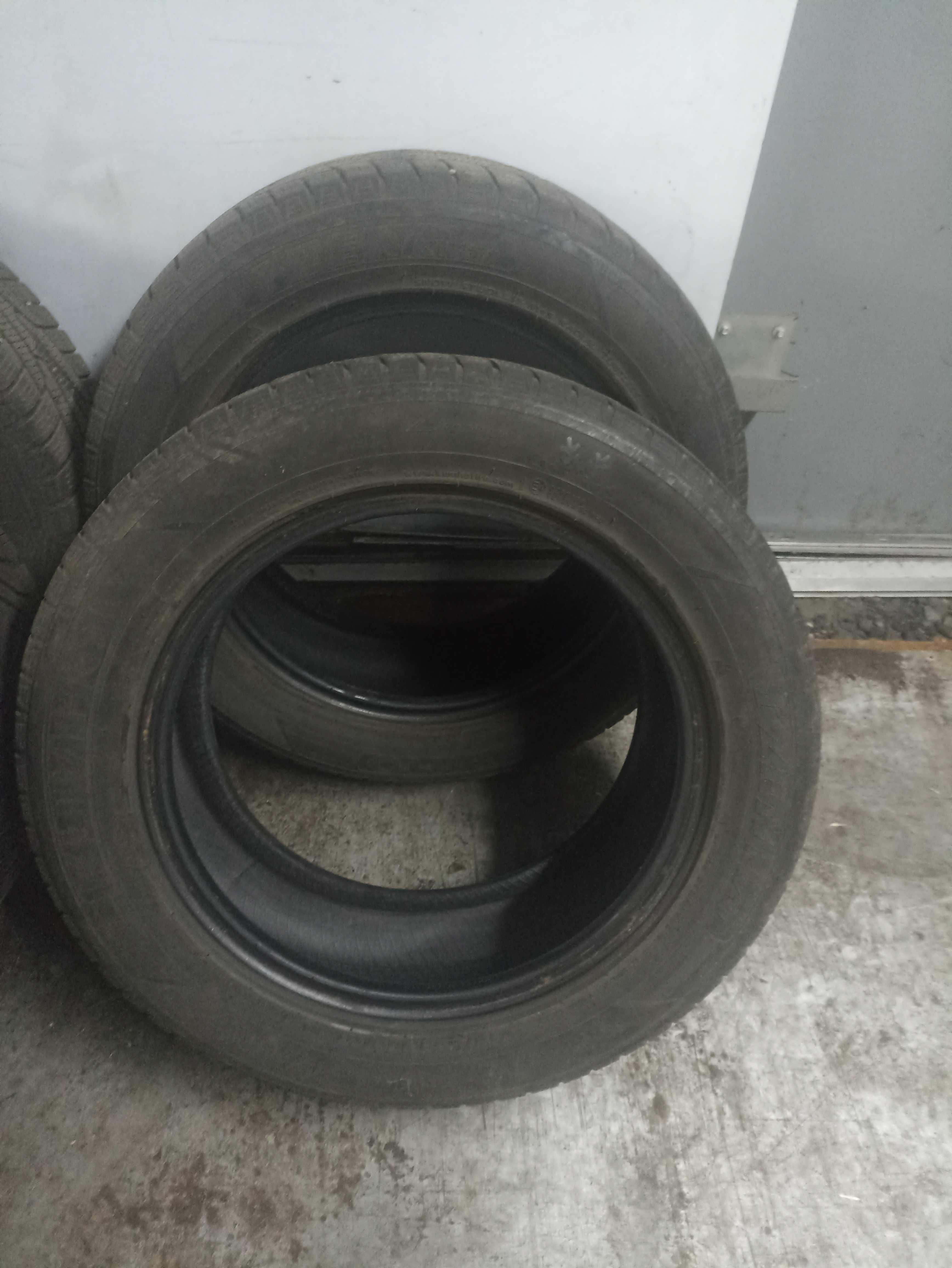Продам зимову резину 215 55 r16 кумхо корея в дуже гарному стані