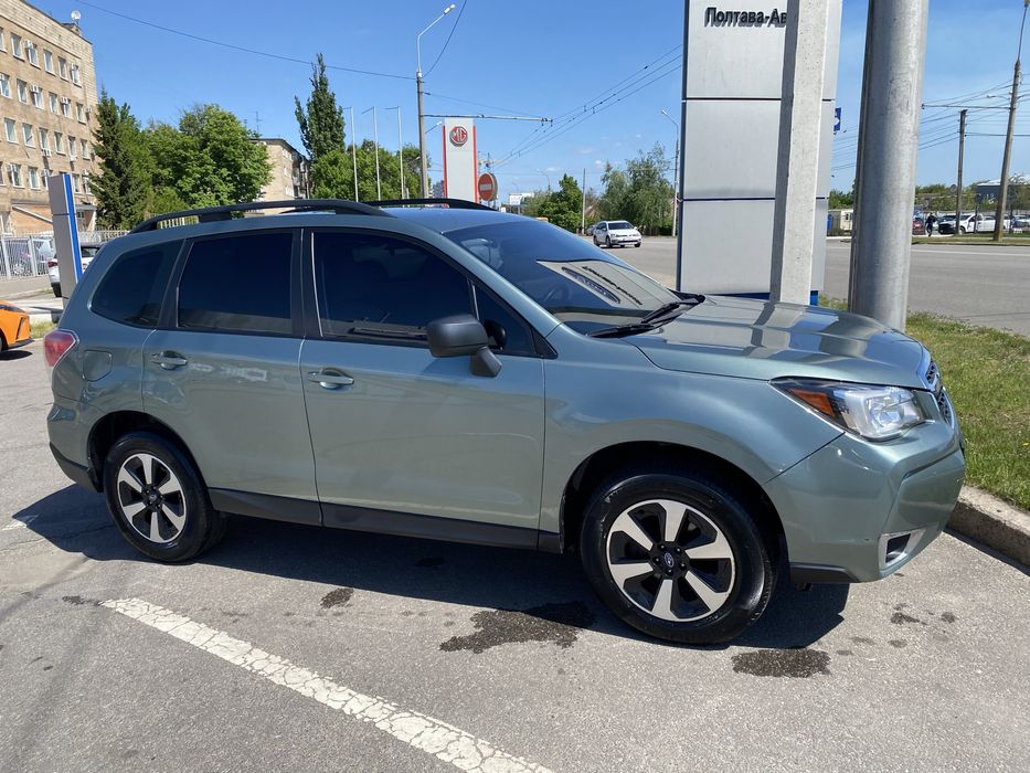 Субару Форестер 2017