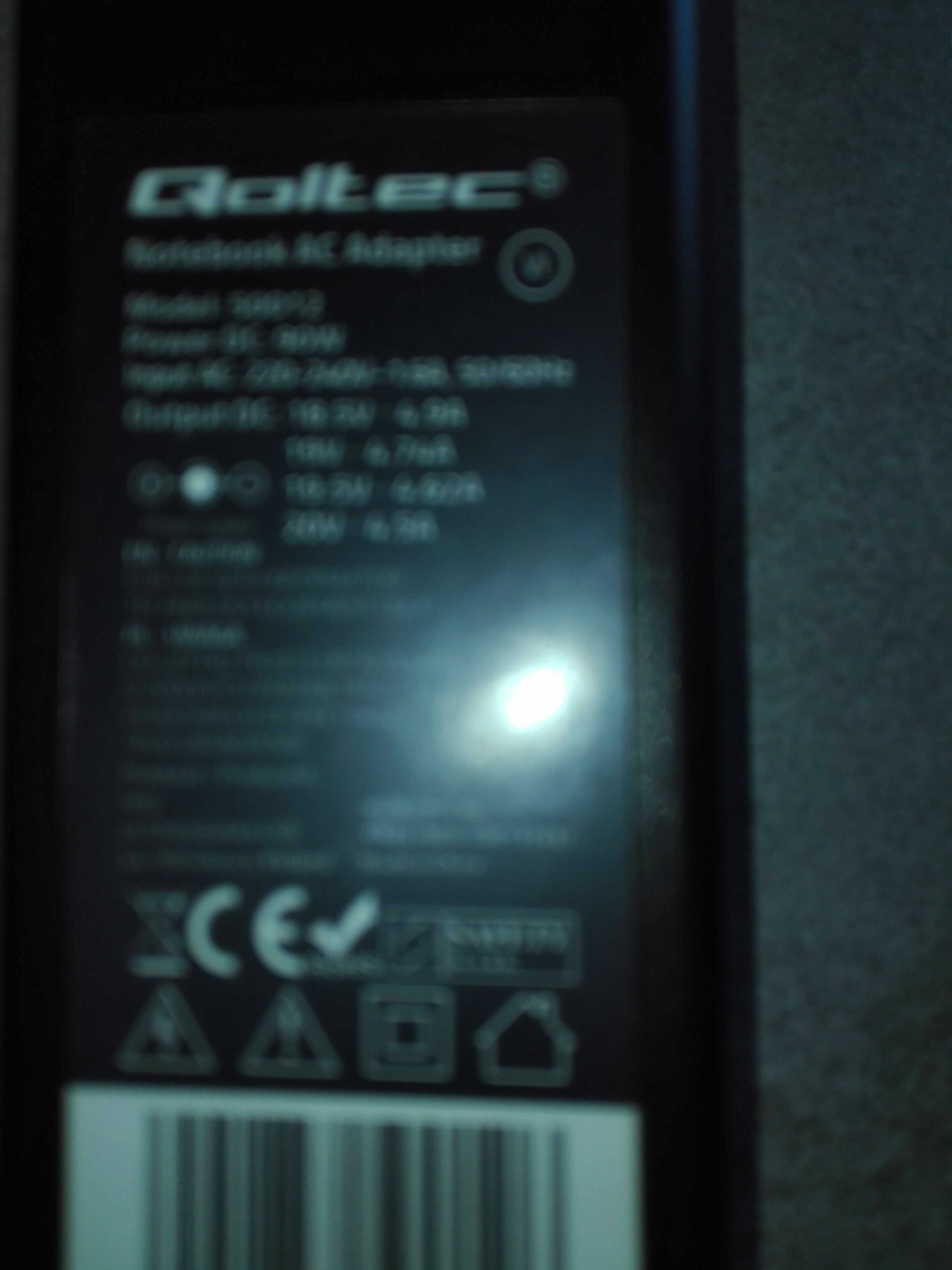 Zasilacz do laptopa Qoltec model 50012 napięcie  20 volt/4.5 ampera