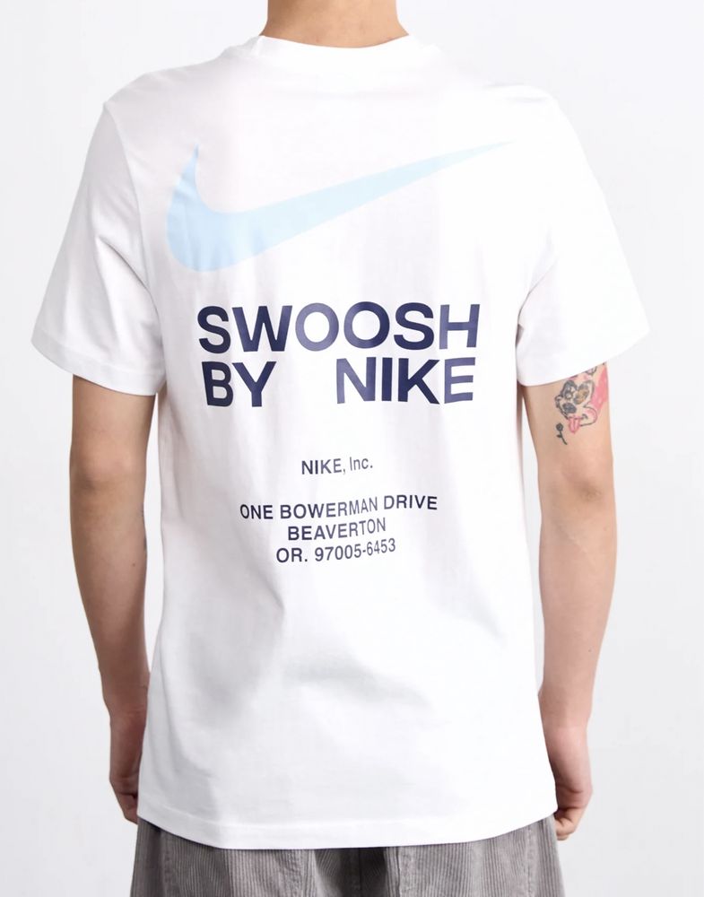 Мужскте футболки Nike Swoosh черная белая унисекс найк свуш