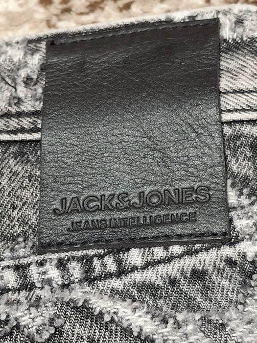 СРОЧНО. Шорты Jack & Jones