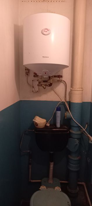 Продам 3ёх.ком. кв.Л.Б. 2/9 70м².10мик ОСББ..