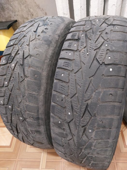 Комплект зимових шин Nokian  175/70 R13  Б/У.