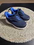 Nowe adidasy dla chłopca r. 22