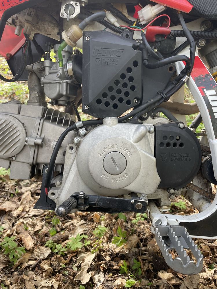 YCF Pilot f150 cros
