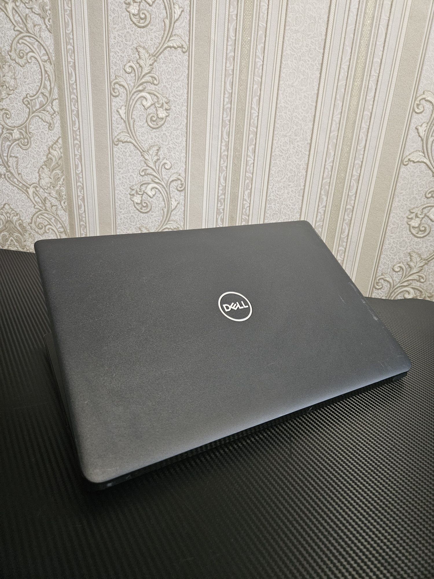 Dell 15.6" Intel core i5 8265U | 8gb ram ddr4 | FullHD | 1000gb, s.20