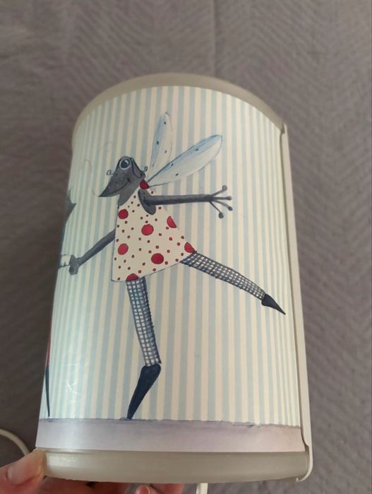 Lampka nocna na ścianę - kinkiet