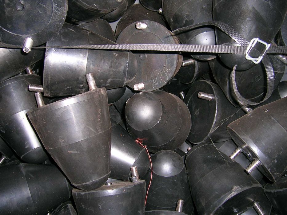 Odbojnik na dwie śruby pełny przyczepa HL8011,HW6011 nowy faktura