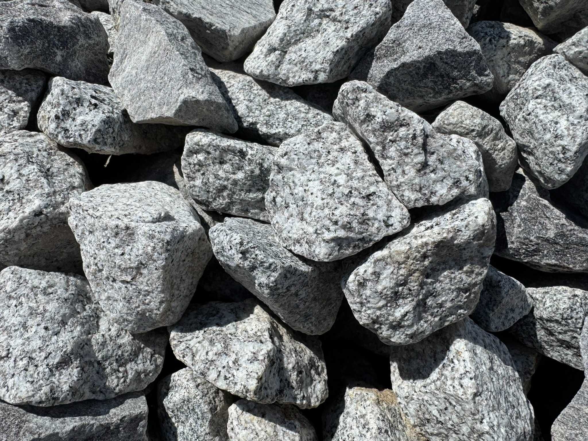 Grys Granitowy Gruby - GRANIT 32-64 - Kamień Ozdobny - TANIO