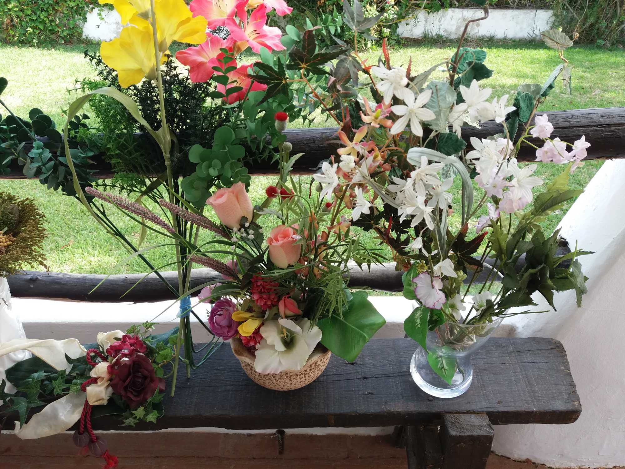 Quadros telas plantas artificiais relógio vasos loiças