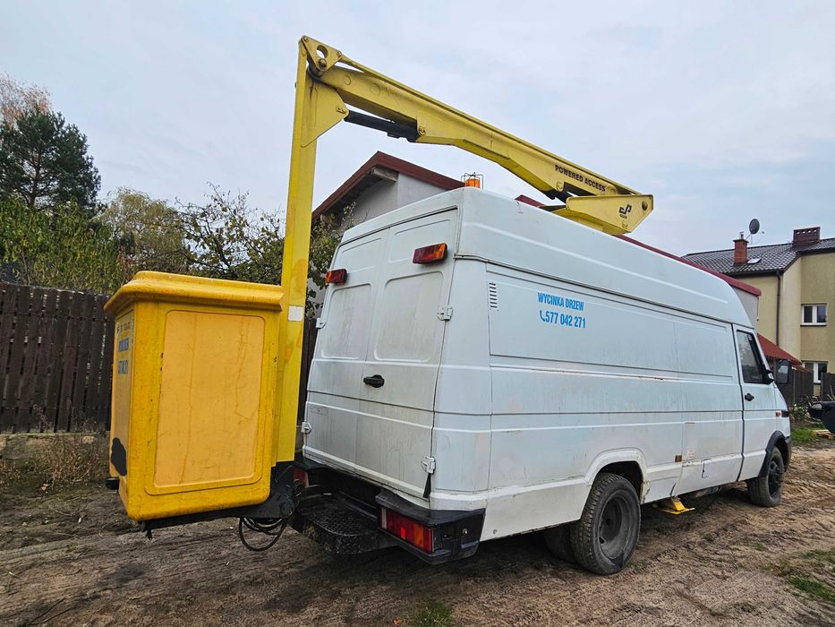 Sprzedam podnośnik koszowy IVECO Daily