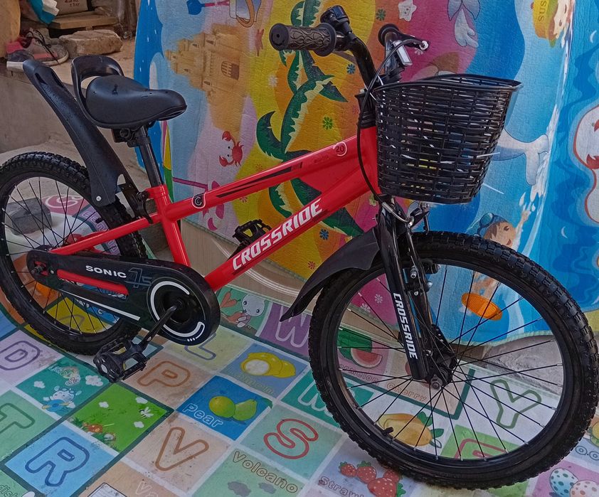 Продам дитячий спортивний велосипед на 20 дюймів Cross Ride почтиновий