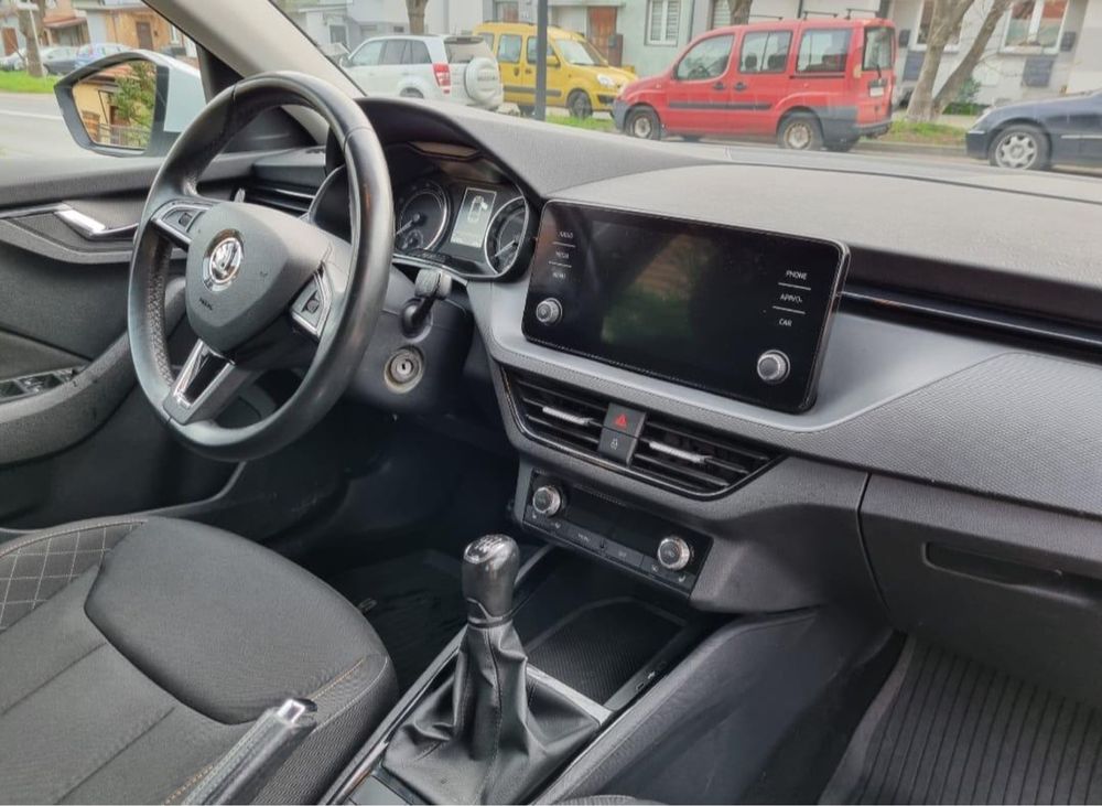 Skoda Scala salon Polska bogate wyposazenie.
