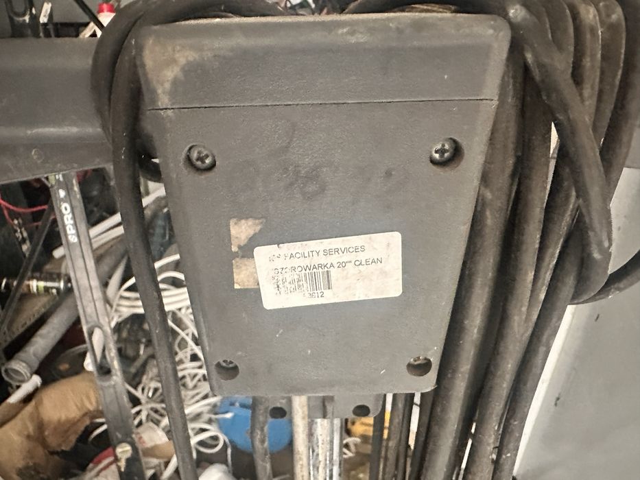 Szorowarka jednotarczowa cleanfix r44-180