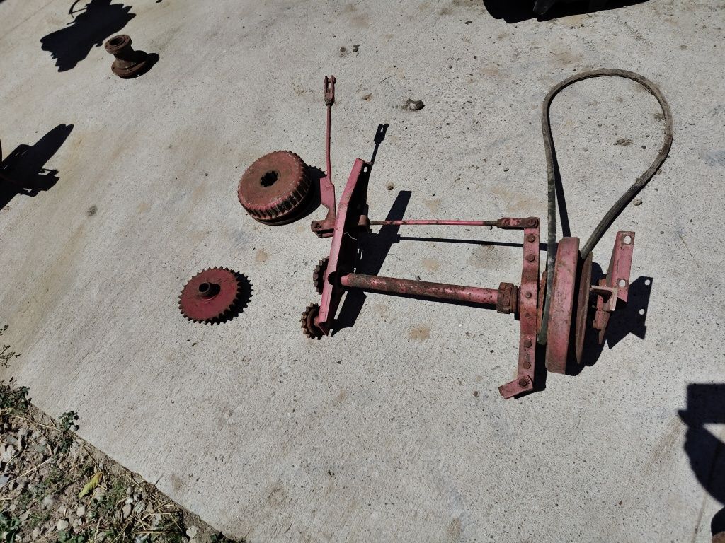 Massey Ferguson 87 oś przednia że skrzynią biegów, oś tylna, wariator