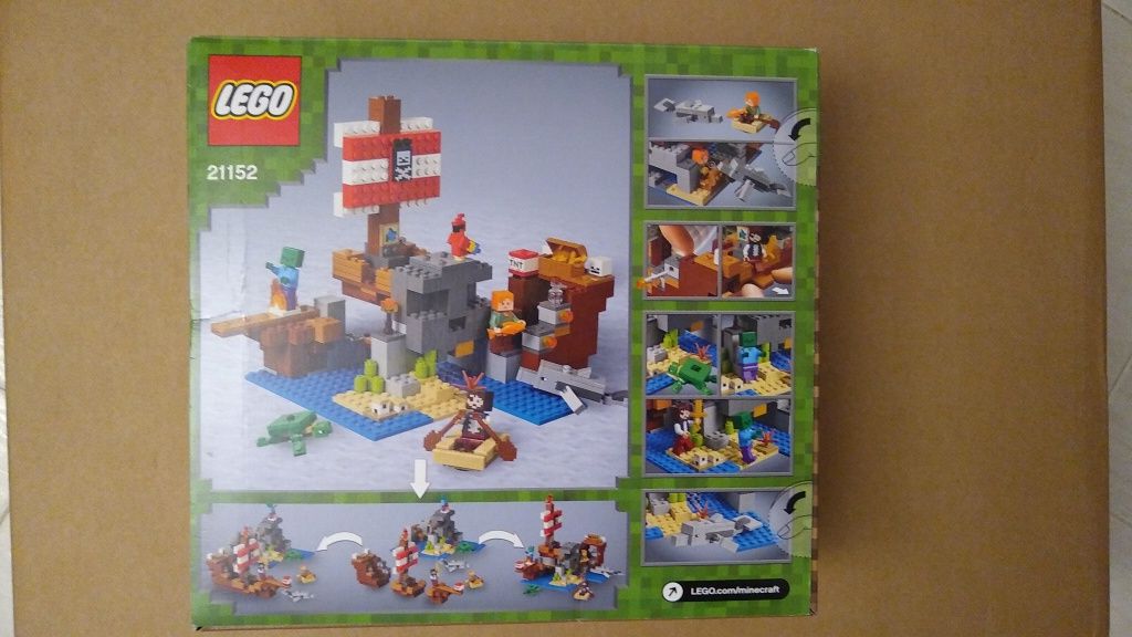 LEGO Minecraft 21152 A aventura do Barco Pirata - SELADO