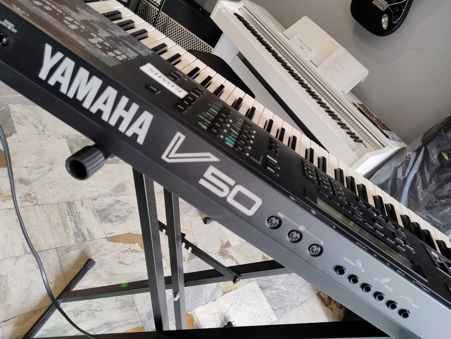 Yamaha V50 -syntetyzer