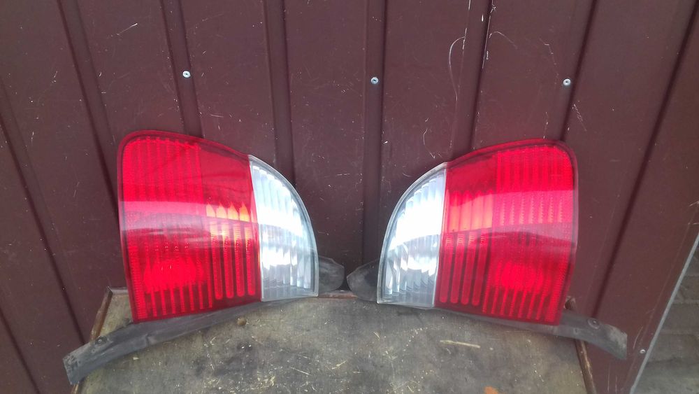 Lampa prawy tył tylna L.T BMW 5 E39 lift kombi