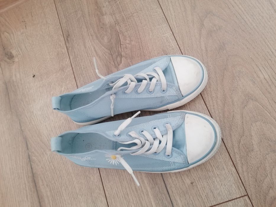 Buty sportowe trampki wf rozm 33